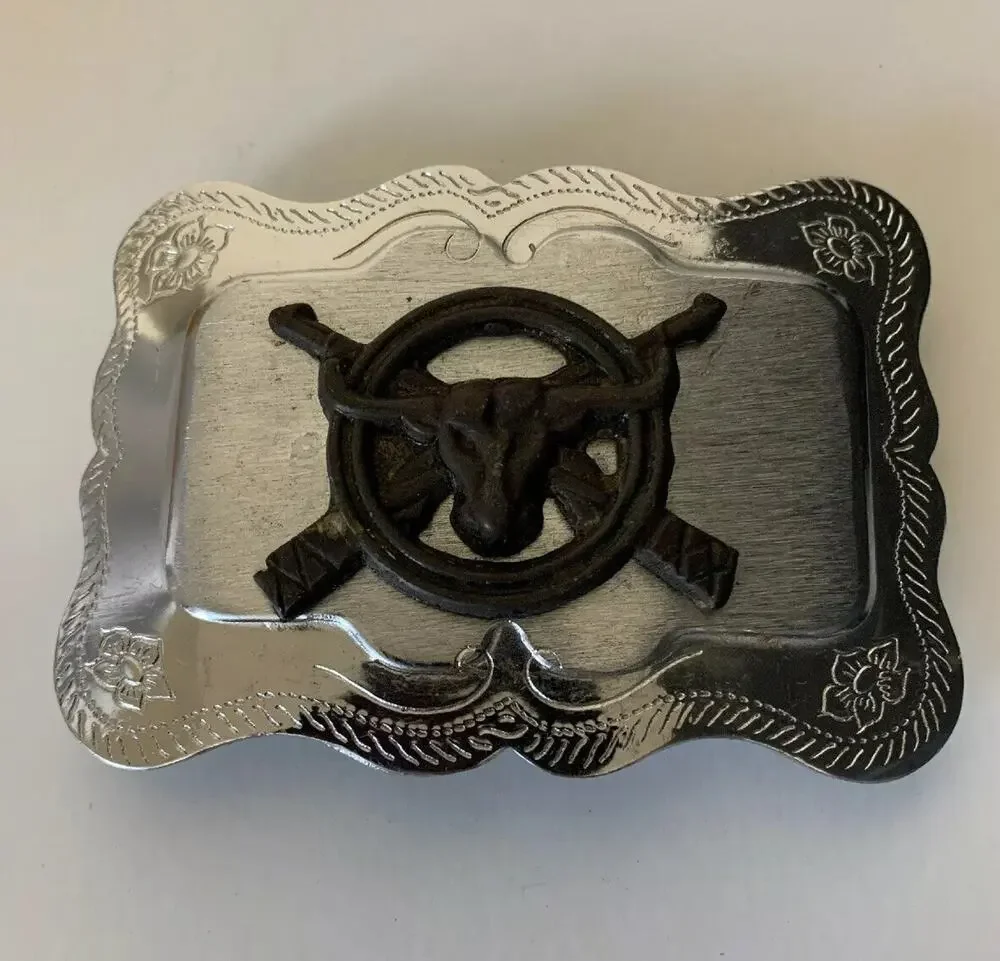 LONGHORN & GUNS METAL BELT BUCKLE